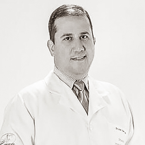 Dr. Cássio Álvaro Camargo